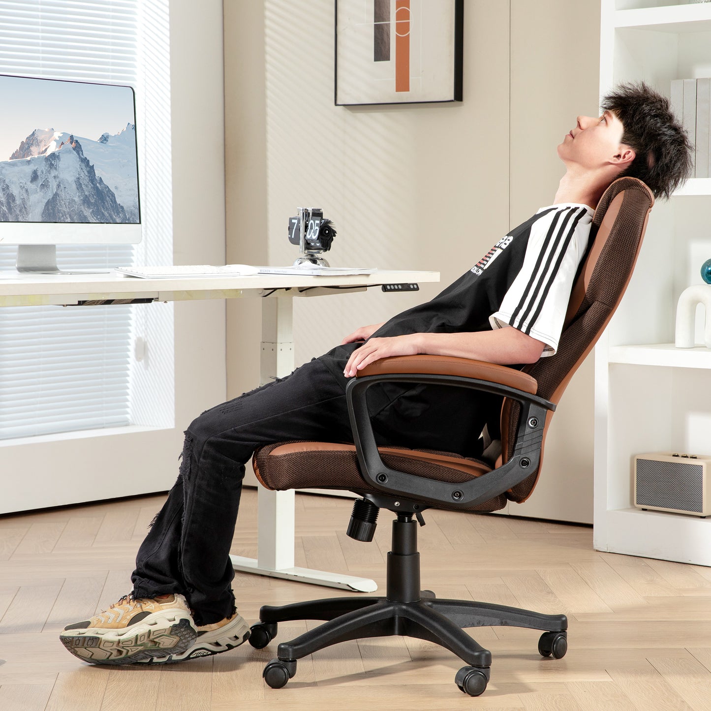 HOMCOM Faux Leather Office Chair in Brown-5